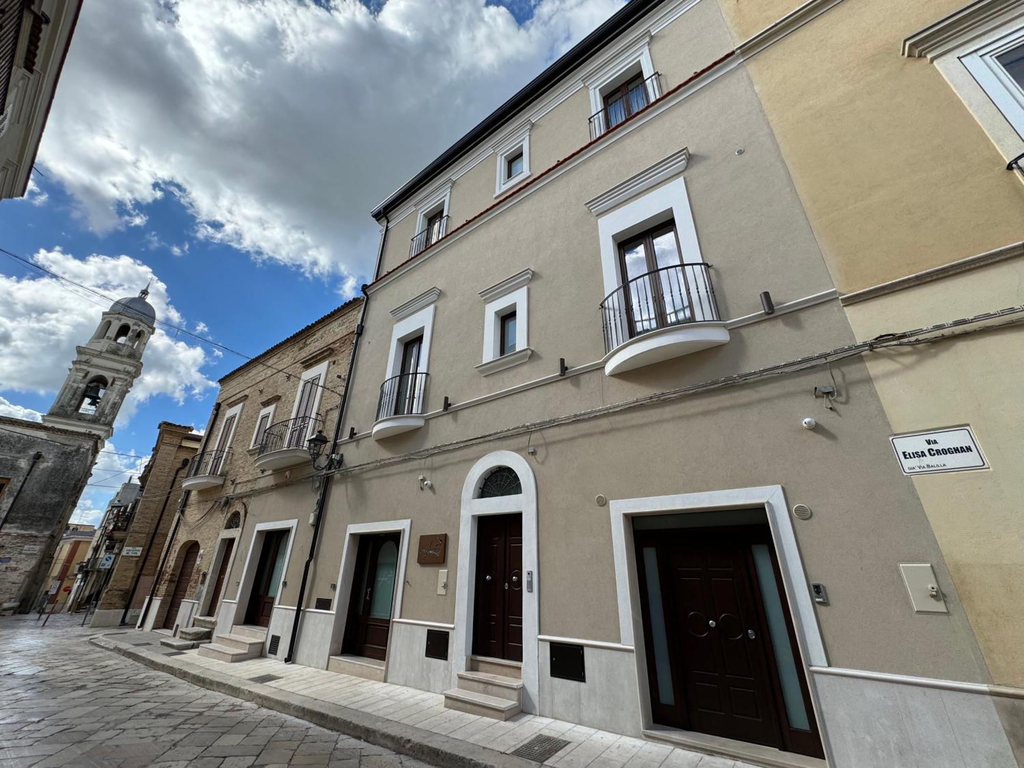 B&B Palazzo Croghan Torre Maggiore Kültér fotó